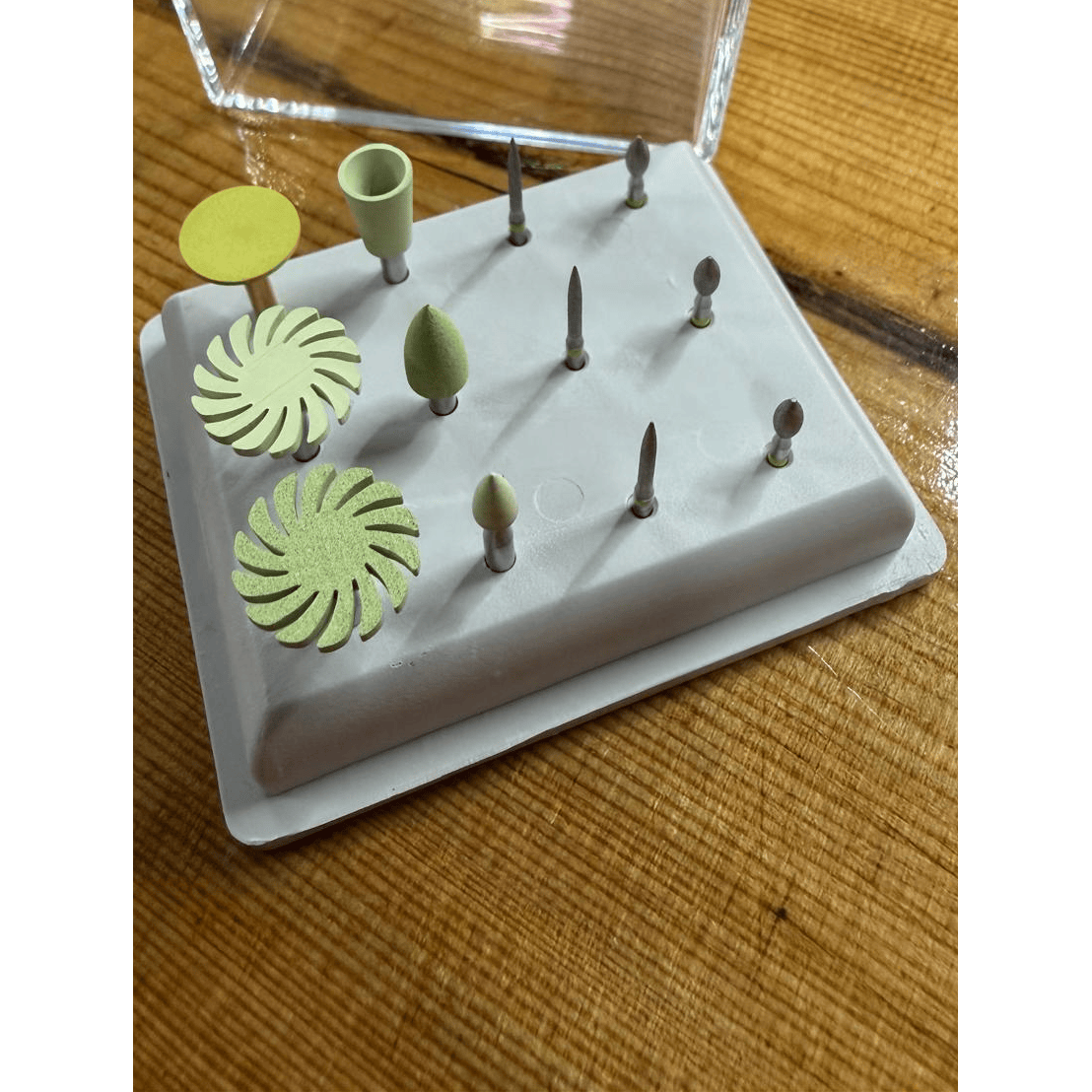 L&L Edenta Composite Finishing Kit (12)